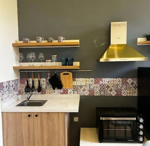 Modern Downtown * Retimno