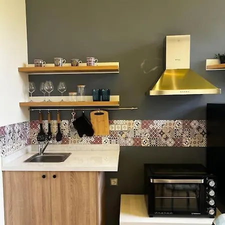 Modern Downtown * レティムノ